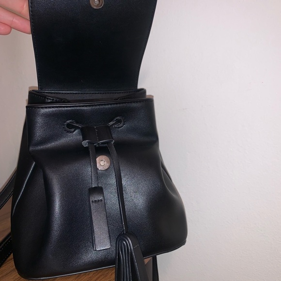 French connection backpack purse -black - Picture 5 of 12